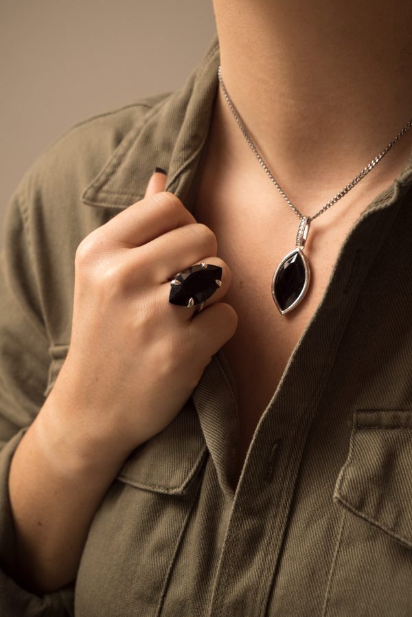 Anello e Collana swarovski nero