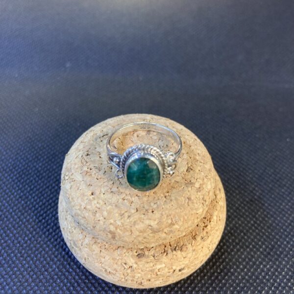 Anello con pietra naturale - immagine 4