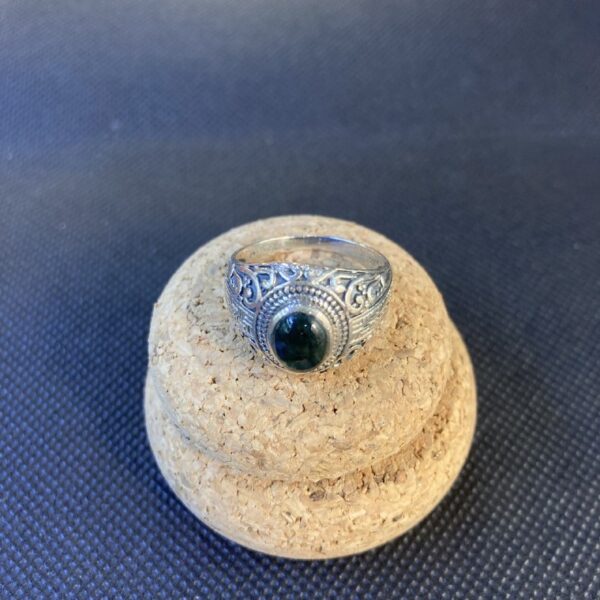 Anello con pietra naturale - immagine 5