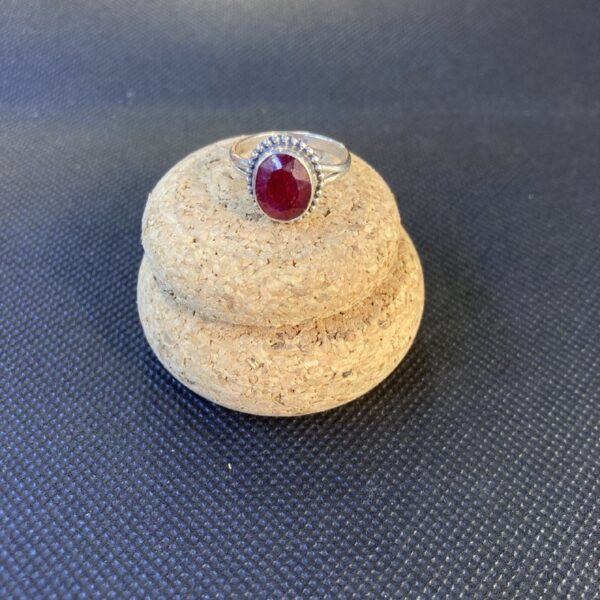 Anello con pietra naturale - immagine 6