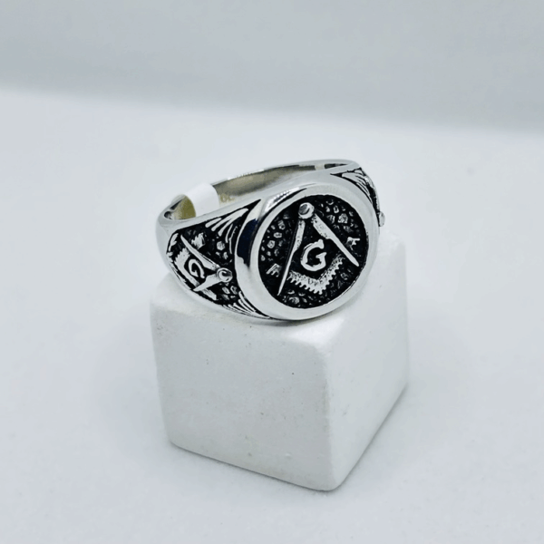 Anello illuminati - immagine 3