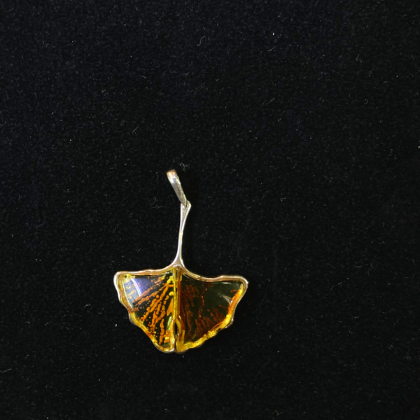 Ciondolo ambra