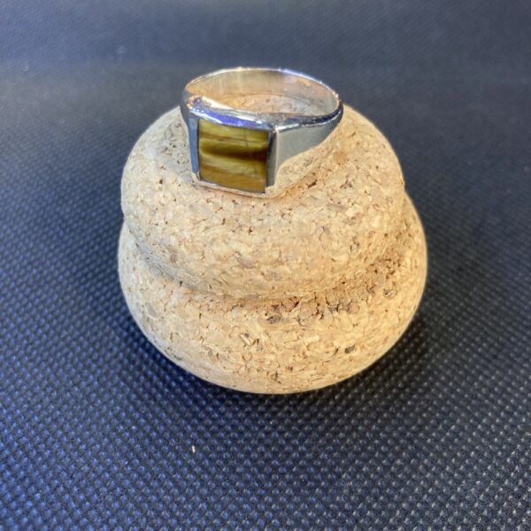Anello con pietre naturali quadrate - immagine 3