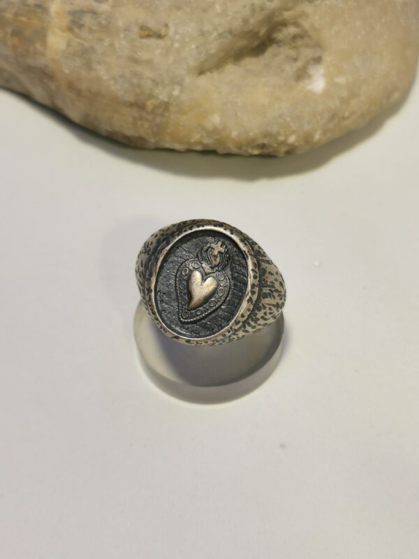 Anello cuore sacro