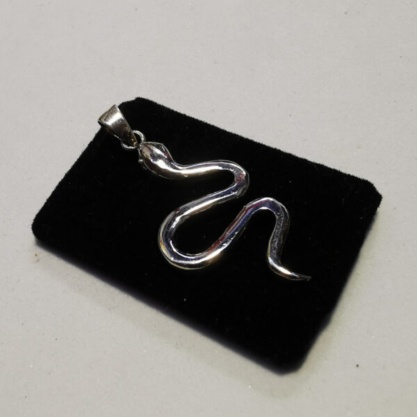 Ciondolo serpente - immagine 2
