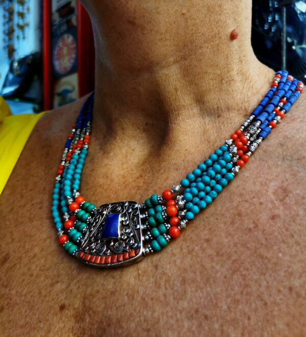 Tibet - Collana centrale turchese - immagine 2