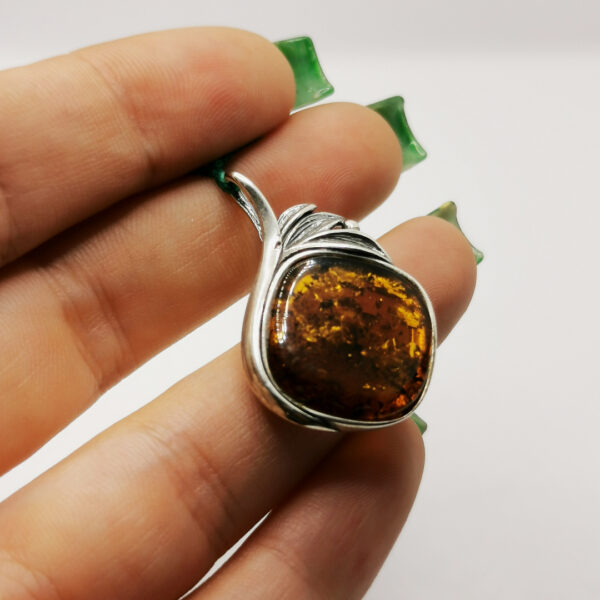 Apple shape amber pendant - immagine 2