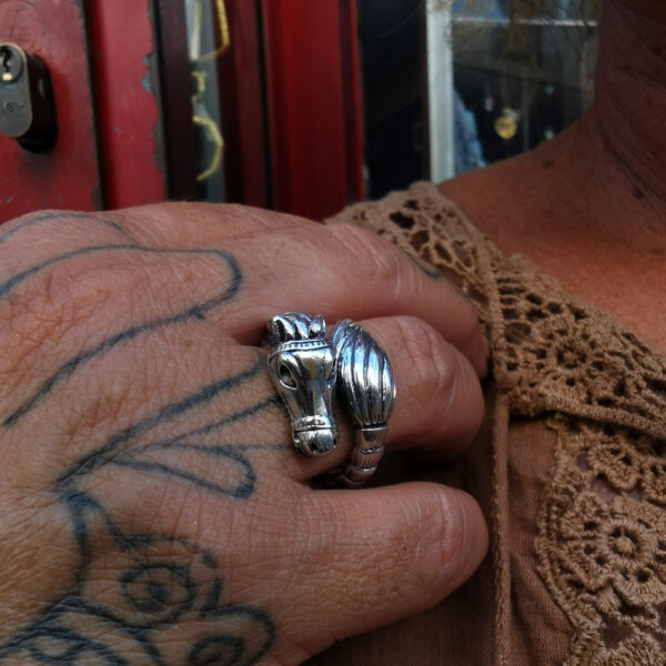 Sea Horse ring
