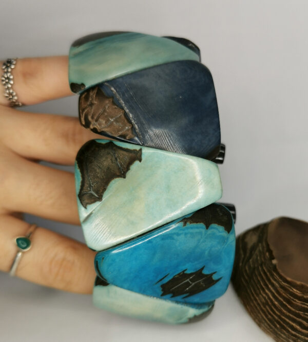Blue Ivory bracelet - immagine 2
