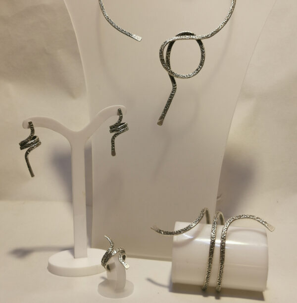 Rigid set - etnic style