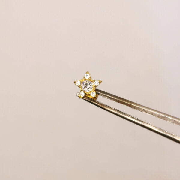 Star crystal Labret