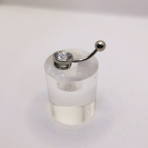 Navel crystal closure - immagine 2