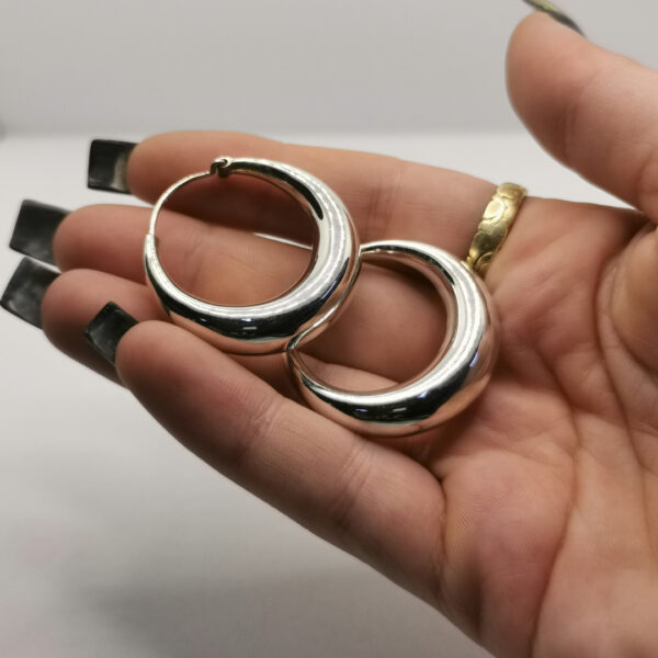 Hoops