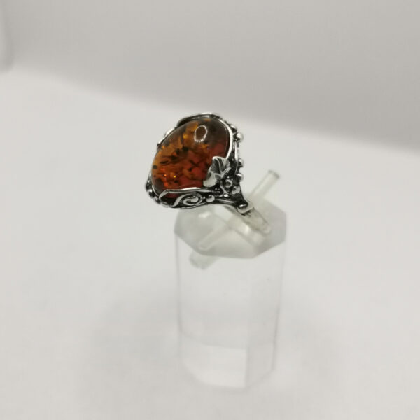 Anello con Ambra - immagine 3