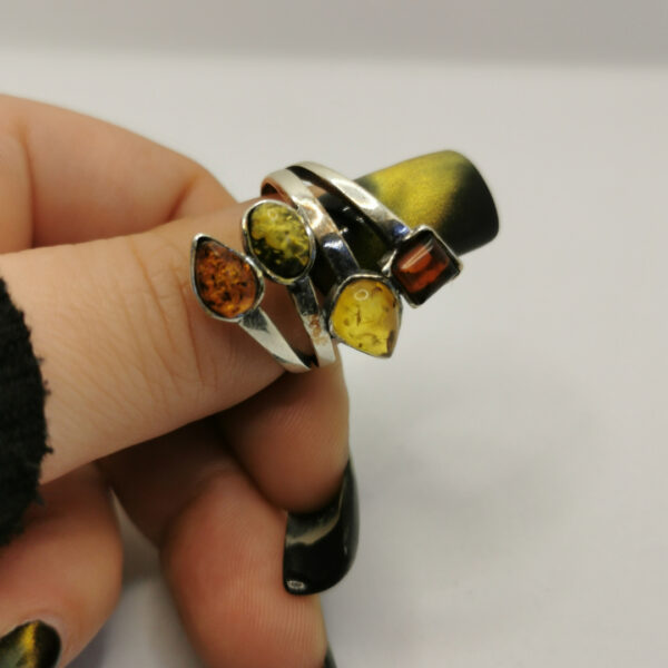 Anello con Ambra - immagine 2