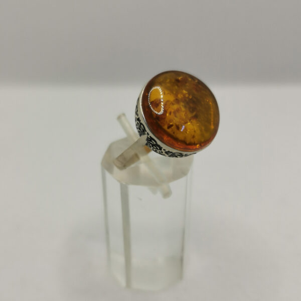 Anello con Ambra - immagine 2