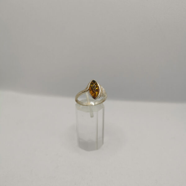 Anello con Ambra - immagine 3