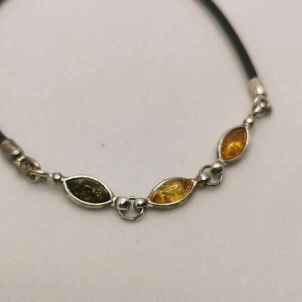 Bracciale con ambra - immagine 4