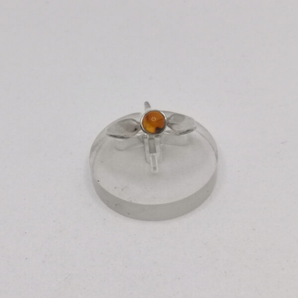 Anello con Ambra