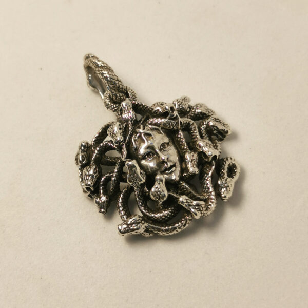 Medusa - pendants - immagine 4