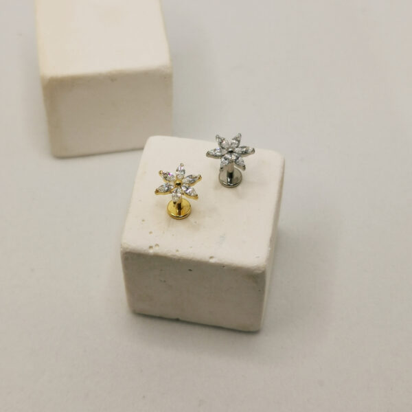 Flower crystal