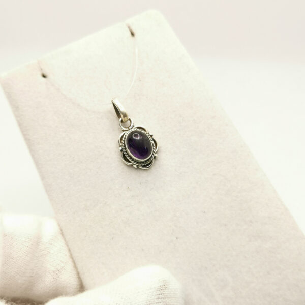 Etnic engraved pendant - oval stone - immagine 4