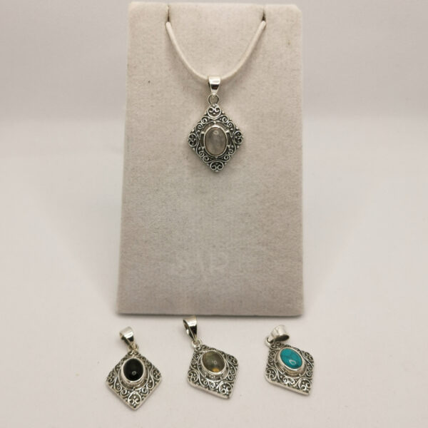Pendant - Engraved rhombus with stone - immagine 5