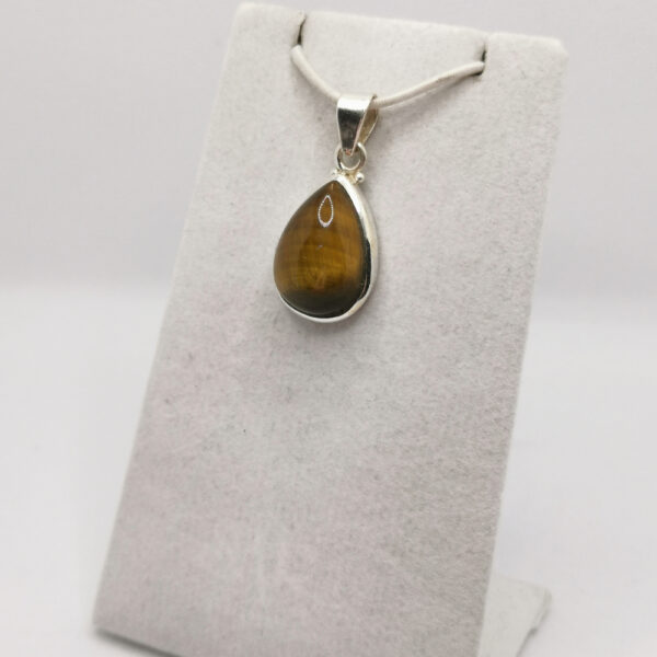 Pendants - Tiger eye stones