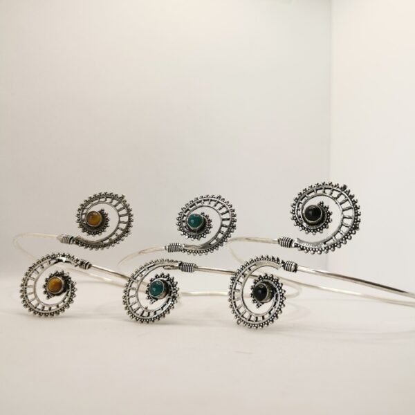 Bracciale etnico da braccio con pietre - immagine 2