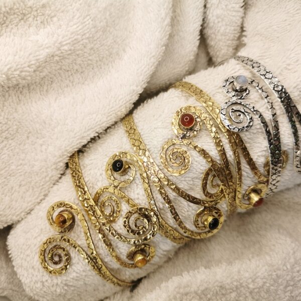 Bracciale etnico da braccio con pietre - immagine 7
