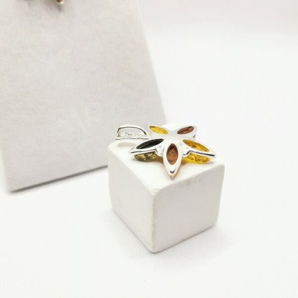 Amber Flower Pendant - immagine 6
