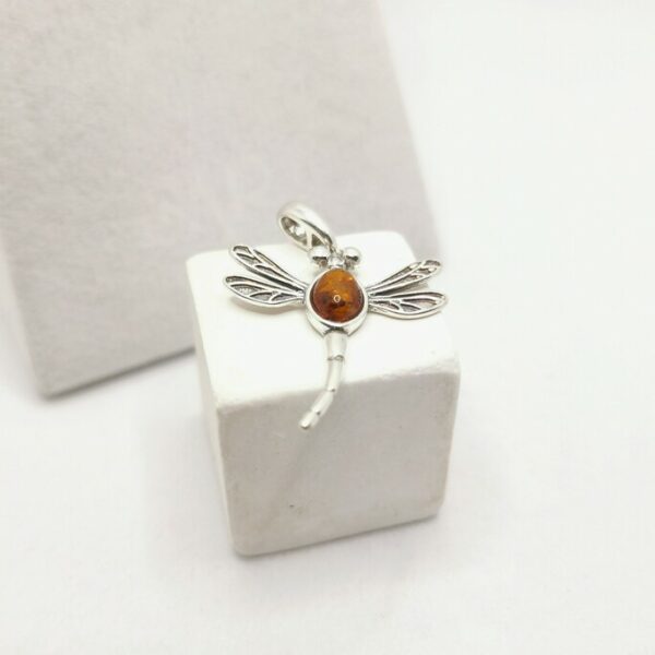 Amber Dragonfly Pendant - immagine 3