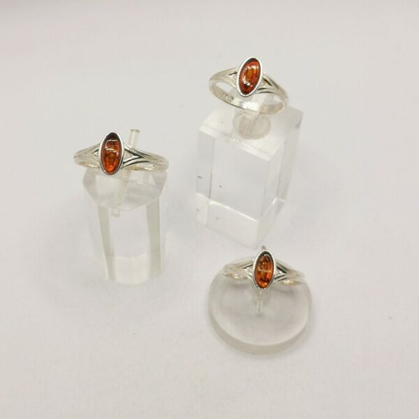 Anello con Ambra - immagine 3