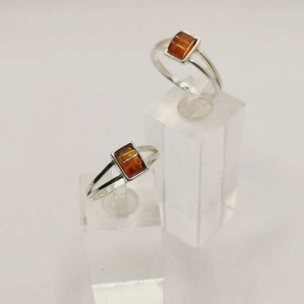 Anello con Ambra - immagine 2