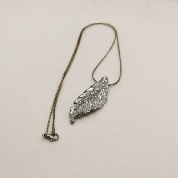 Diamond-coated aluminium necklace - Feather - immagine 2