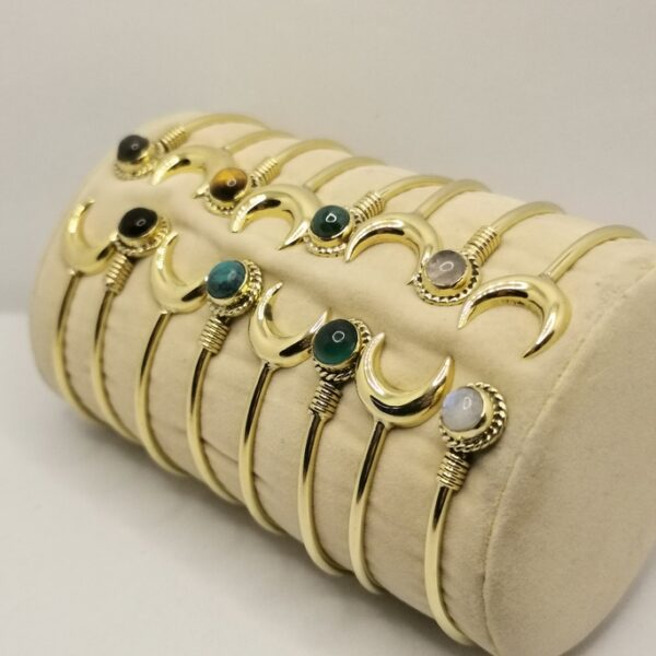 Moon stone bracelet