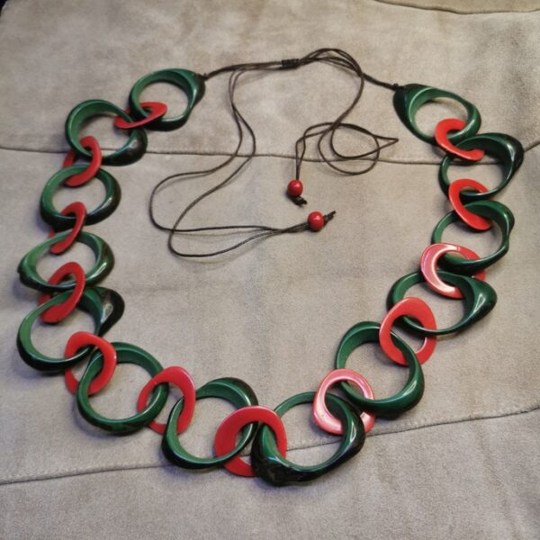 Collana in avorio vegetale - immagine 2