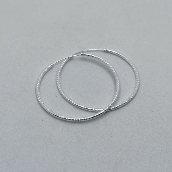 Hoops lisci
